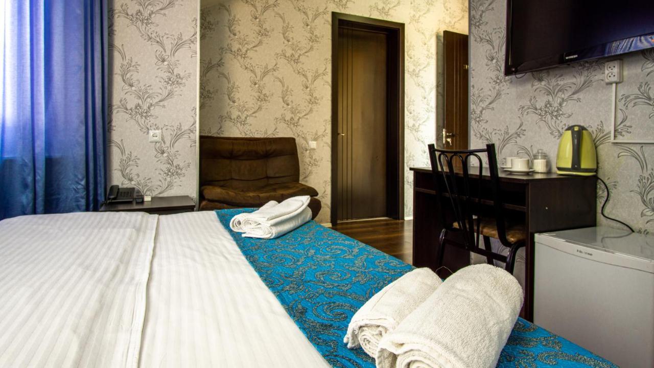 Aia Hotel 3*